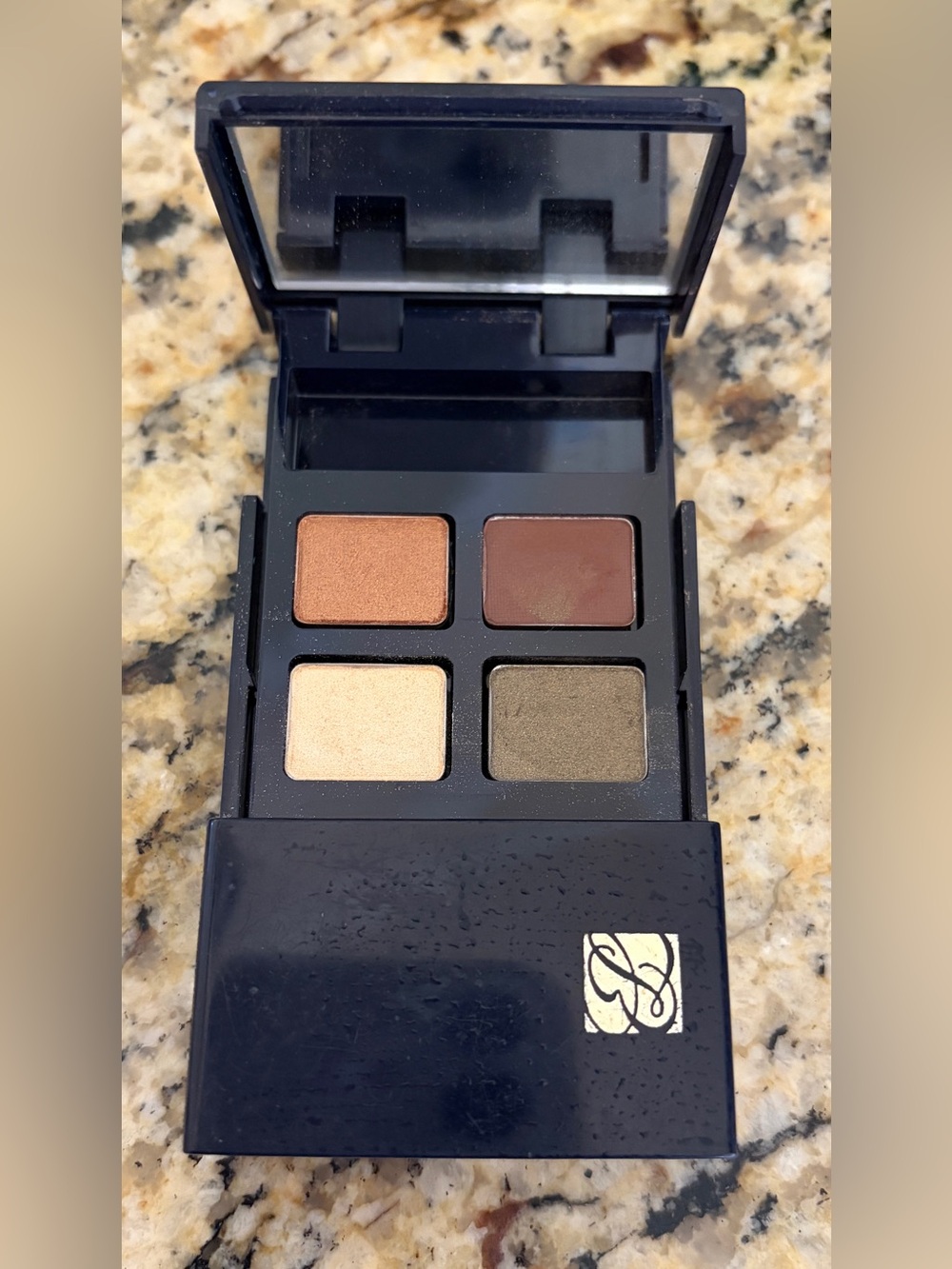 Estee Lauder Quartet Eyeshadow Palette in Bronze & Olive